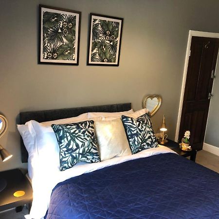3. Stylish Private Double Room Near Manchester City Centre מראה חיצוני תמונה