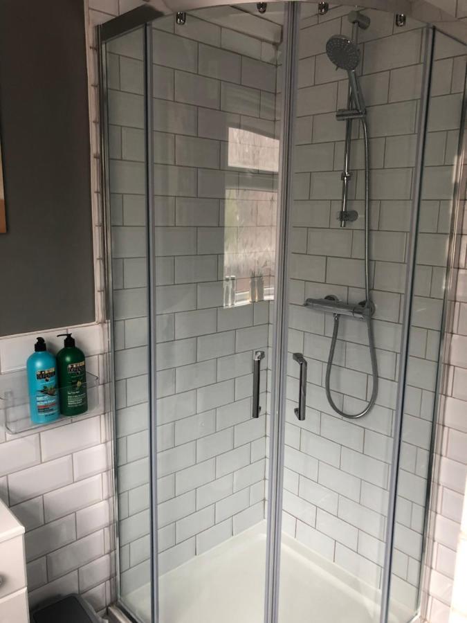 3. Stylish Private Double Room Near Manchester City Centre מראה חיצוני תמונה