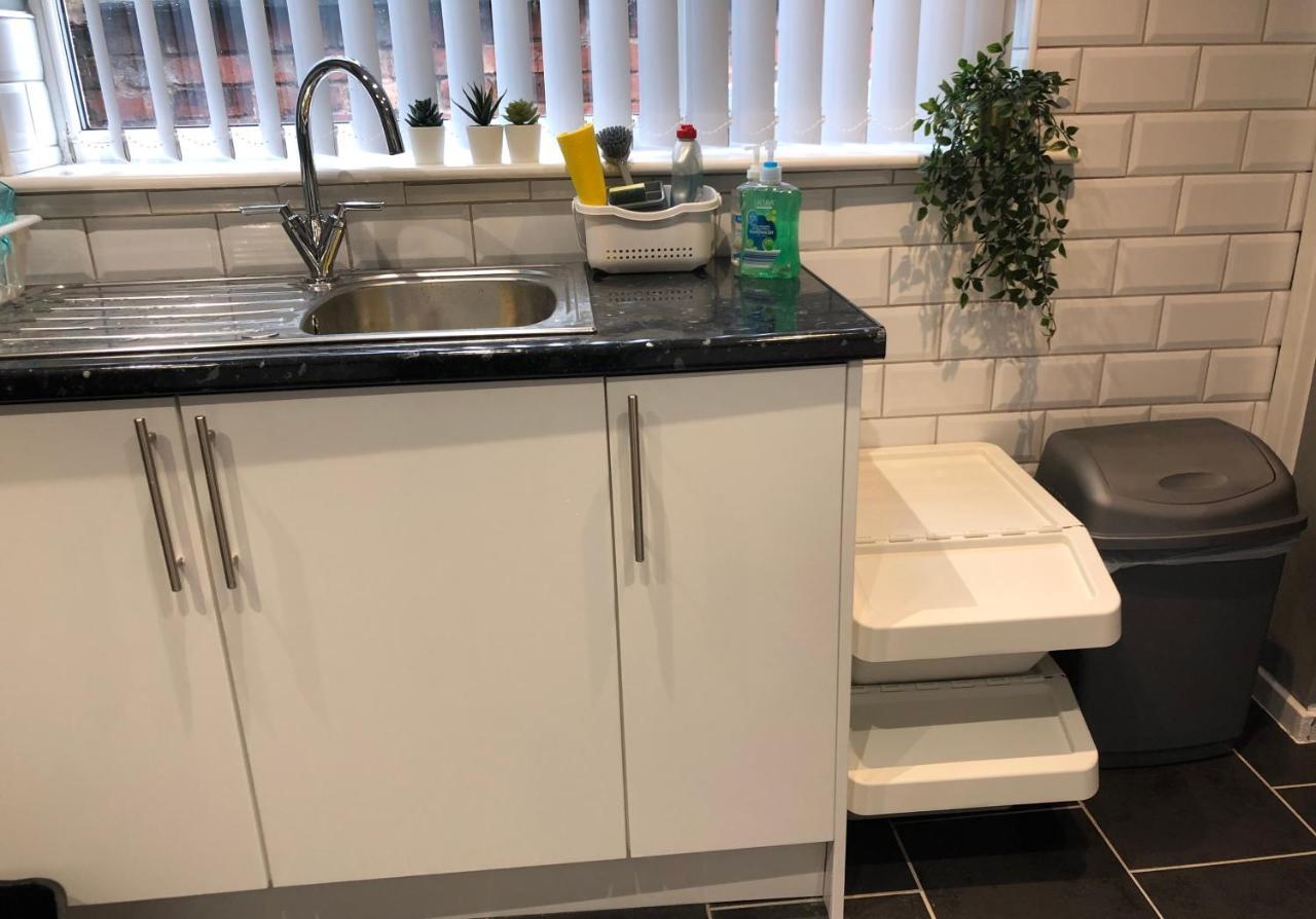 3. Stylish Private Double Room Near Manchester City Centre מראה חיצוני תמונה