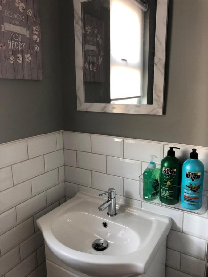 3. Stylish Private Double Room Near Manchester City Centre מראה חיצוני תמונה